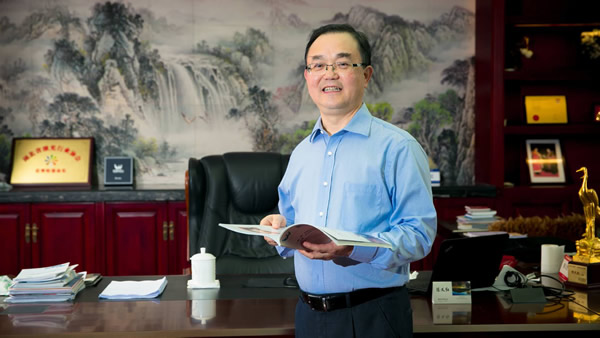 追光者∣光谷：三十而立長歌當(dāng)行，群星閃耀為夢想前行！