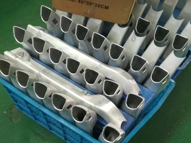 機(jī)器人三維切割機(jī)為自行車管件加工帶來(lái)新的技術(shù)革新